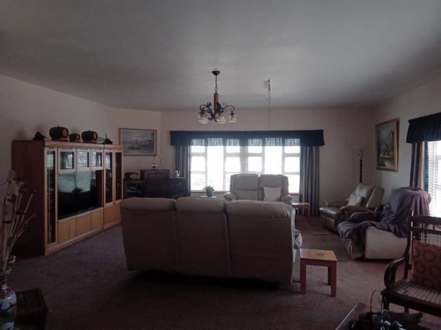 4 Bedroom Property for Sale in Aston Bay Eastern Cape